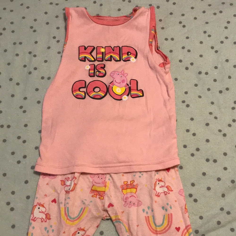 Peppa Pig 3-piece PJ set. Size 4t. Smoke free/pet free home.